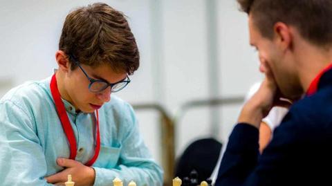Szkoła wita 15-letniego mistrza świata w szachach