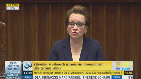 Anna Zalewska: Podejmujemy wysiłek budowania pracowni przedmiotowych