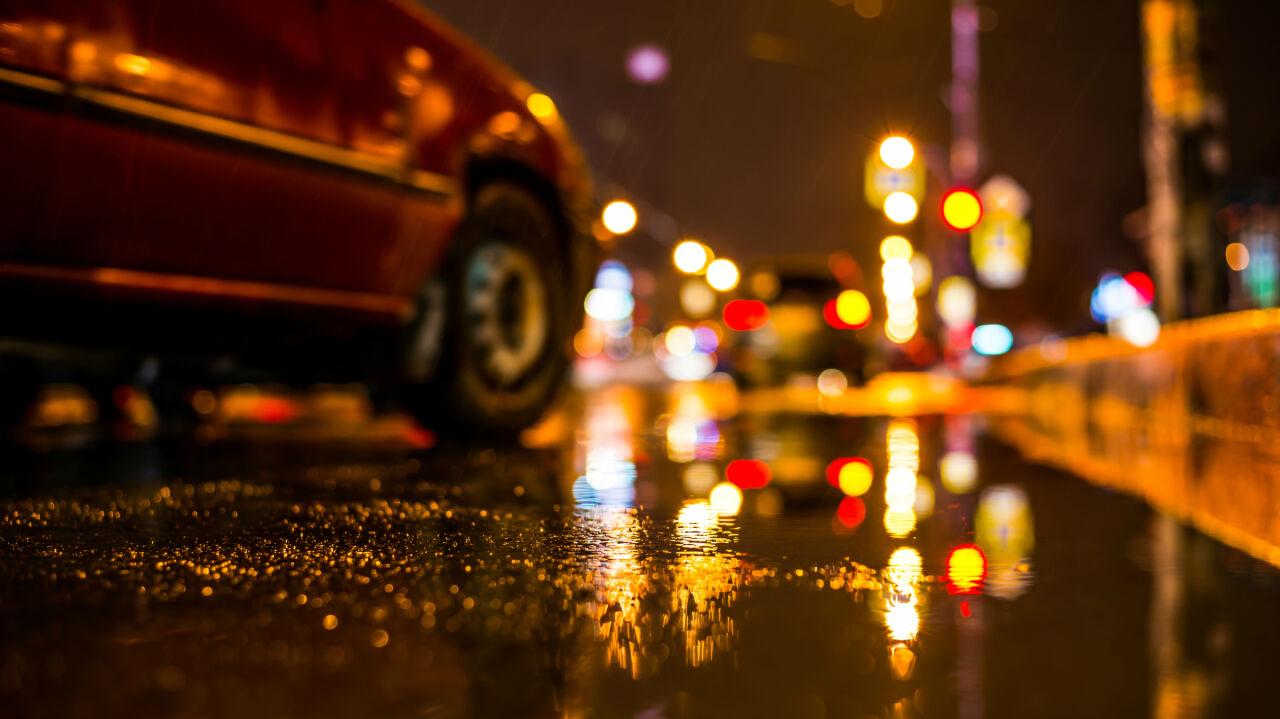 Alertas IMWM.  Lluvia helada.  Acristalamiento.  Lluvia Pesada  Lluvia Pesada  El tiempo para el lunes 20 de noviembre