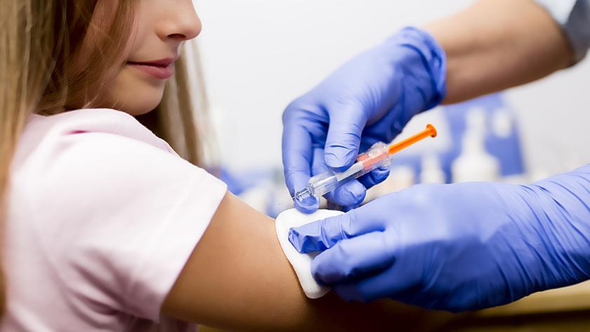 Minister zdrowia: mamy 135 tysięcy zarejestrowanych terminów szczepień dzieci w wieku 5-11 lat