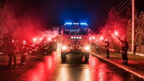 PiS oddaje do użytku wozy strażackie dwa razy