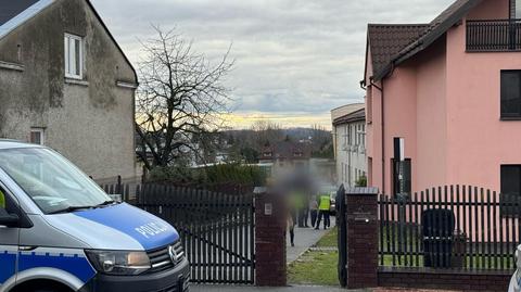 Atak nożownika w Częstochowie. Napastnik rzucił się na współpracowników i na policjantów (3.01.2024)