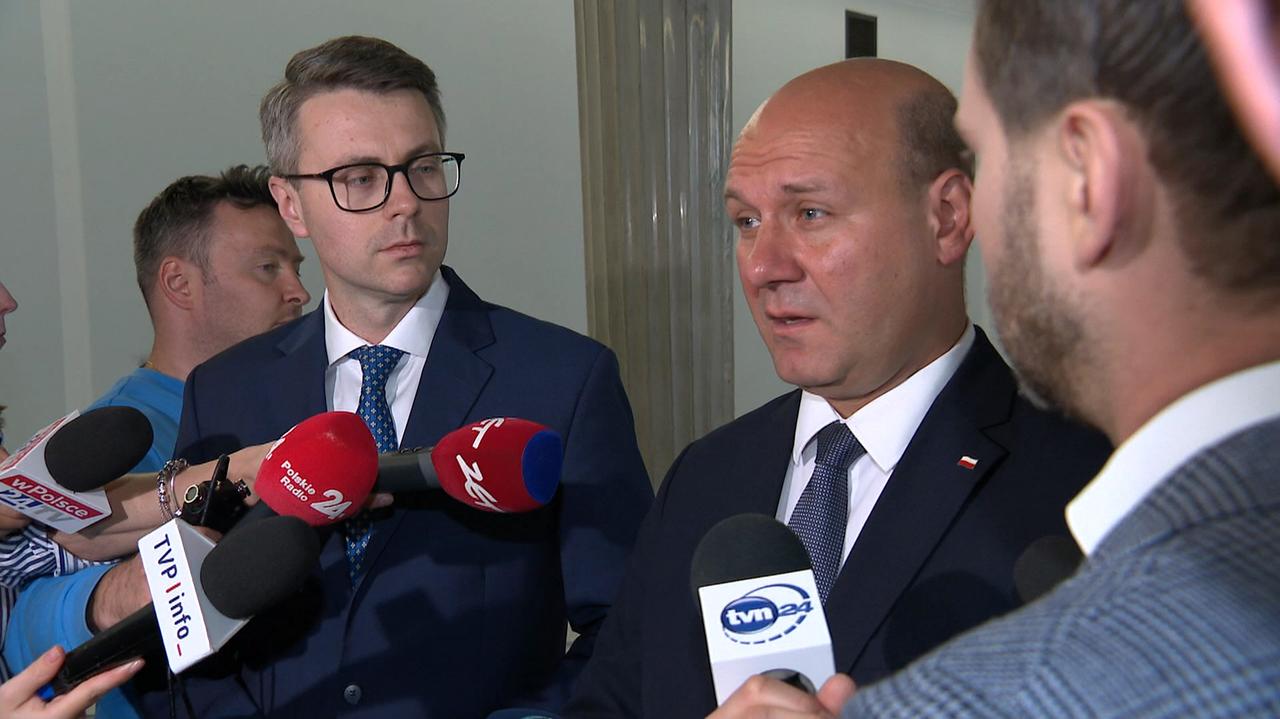 Czas ultimatum Kaczyńskiego mija. "Spotkanie ostatniej szansy" i kolejne spięcie w PiS