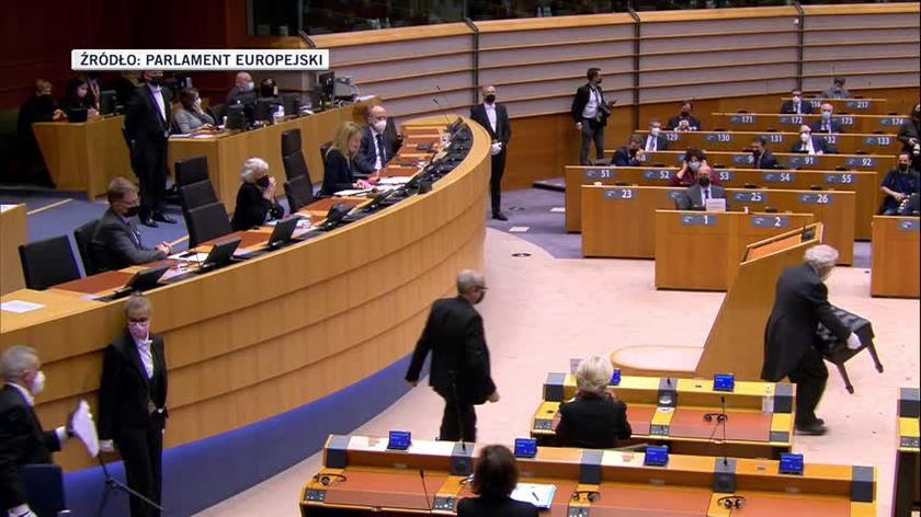 Minuta ciszy w europarlamencie ku pamięci ofiar Holokaustu (wideo ze stycznia)