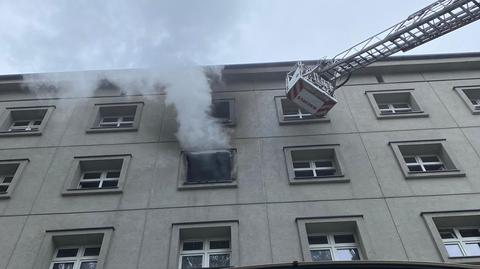 Pożar na łódzkim Lumumbowie. Dwie osoby ranne