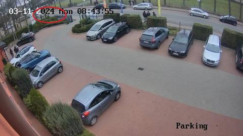Samochód wjechał w pieszych na chodniku. Ranni to uczniowie pobliskiej szkoły. Nagranie