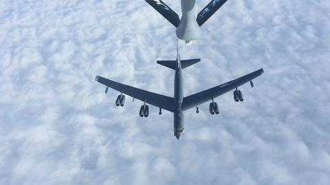 Bombowce B-52 szykowane do lotu 