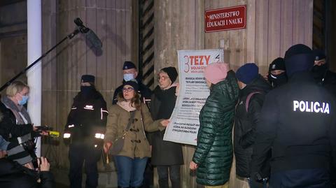 Protesty przeciw lex Czarnek