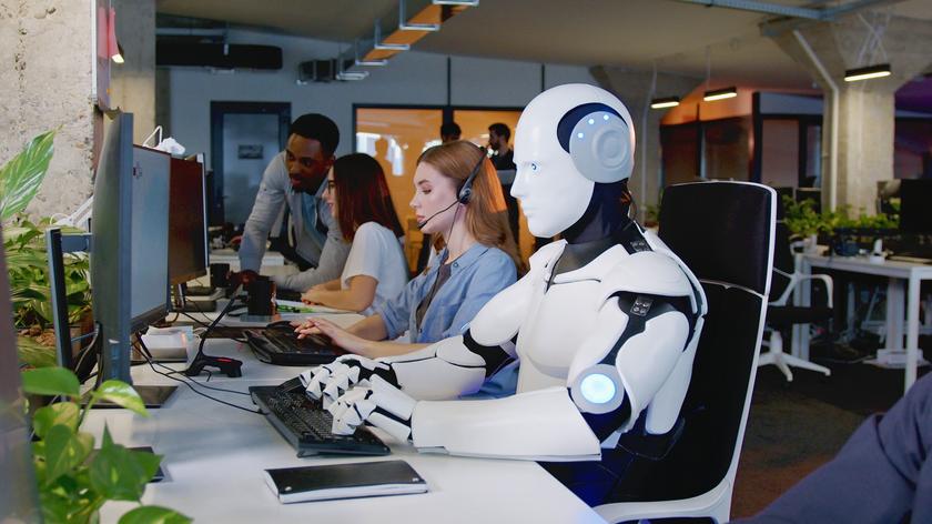 "Do 2050 roku nawet połowa miejsc pracy zostanie zastąpiona sztuczną inteligencją"