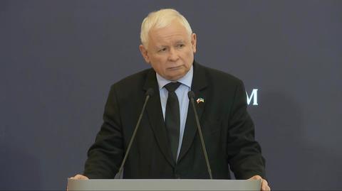 Kaczyński pytany o swoje zapowiadane odejście z rządu. "Różne informacje krążą i proszę o cierpliwość"