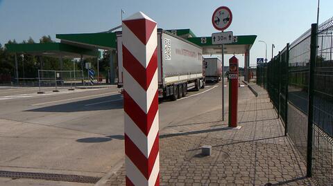 Kolejka tirów na przejściu granicznym w Korczowej