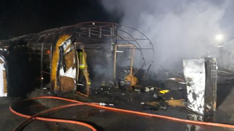 Potężny pożar w Czaczu. Płonęły hale z antykami