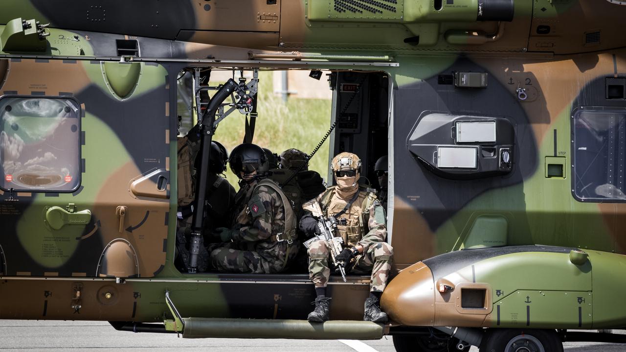 Francja musi być zaakceptować "utratę naszych dzieci". Generał podzielił polityków