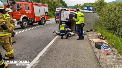 Trzy osoby zostały ranne w wypadku busa w Mucharzu (Małopolska)