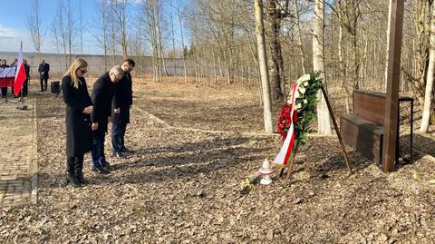 Uroczystość na Powązkach upamiętniająca ofiary katastrofy pod Smoleńskiem