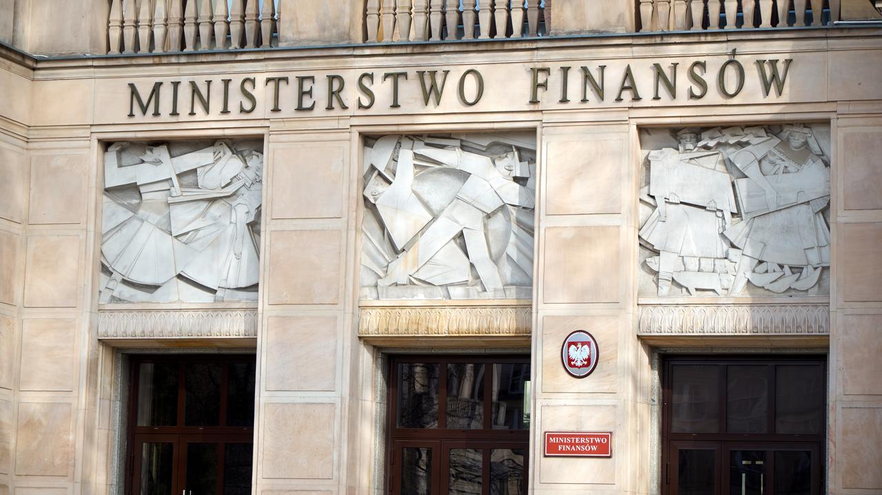 Ministerstwo alarmuje w sprawie długu publicznego