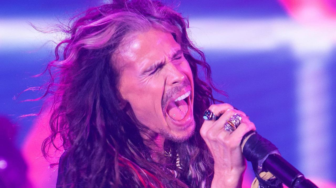 Steven Tyler trafił na odwyk. Aerosmith odwołuje koncerty - TVN24