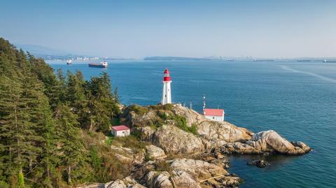 Wiele historycznych latarni zlokalizowanych jest w okolicach Vancouver