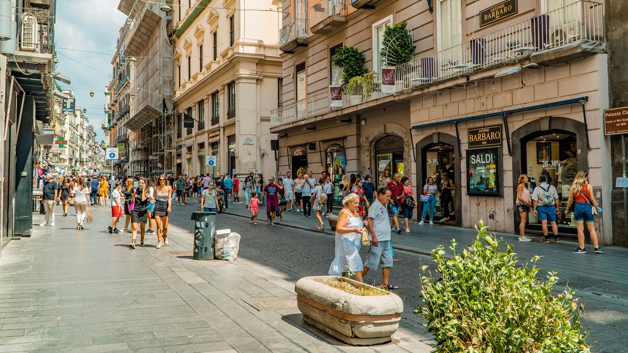 W Neapolu turyści dostaną plastikowe zegarki. Mają ich chronić przed złodziejami