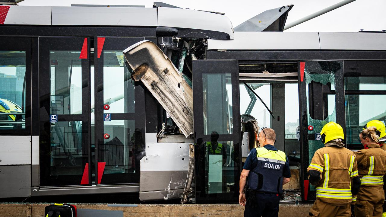 Tram collision on Rotterdam's Erasmus Bridge leaves over a dozen injured