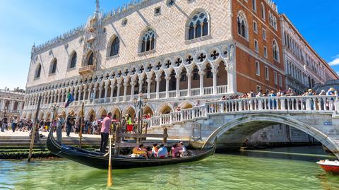 Włochy. Turyści w Wenecji