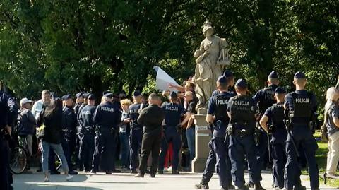 Kosztowne miesięcznice smoleńskie