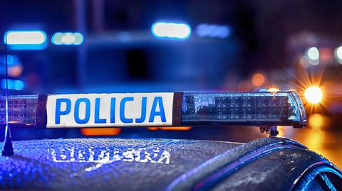 Wrocławscy policjanci zatrzymali agresywnego mężczyznę, który uszkodził nożem cztery zaparkowane pojazdy