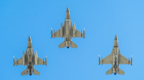 Myśliwce F-16. Wideo archiwalne