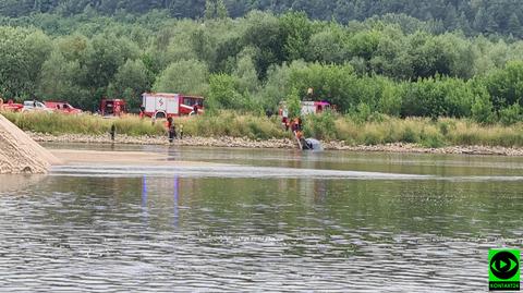 Stoczył się ze skarpy i wpadł do Wisły