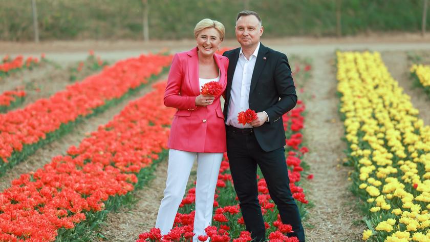 Para prezydencka wzięła udział w uroczystości nadania nowej odmianie tulipana nazwy "Agata Kornhauser-Duda"