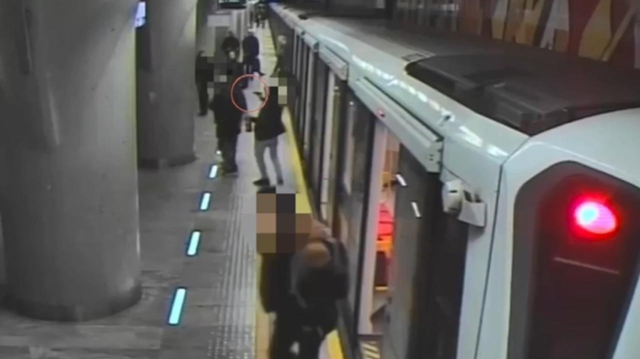 Atakował w metrze przypadkowe osoby. Użył pistoletu pneumatycznego i gazu