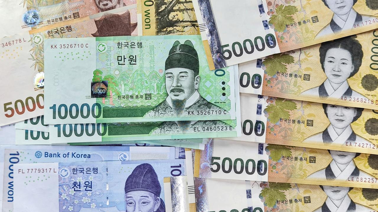 South Korea: brokerage accounts for babies nearly triple in one year