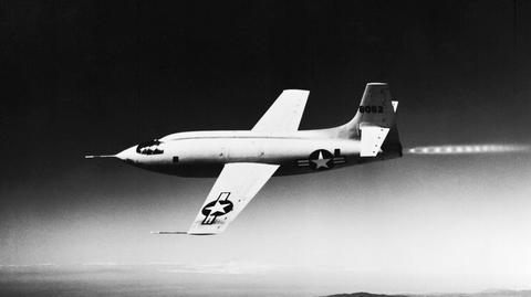 Lot przełomowego X-1