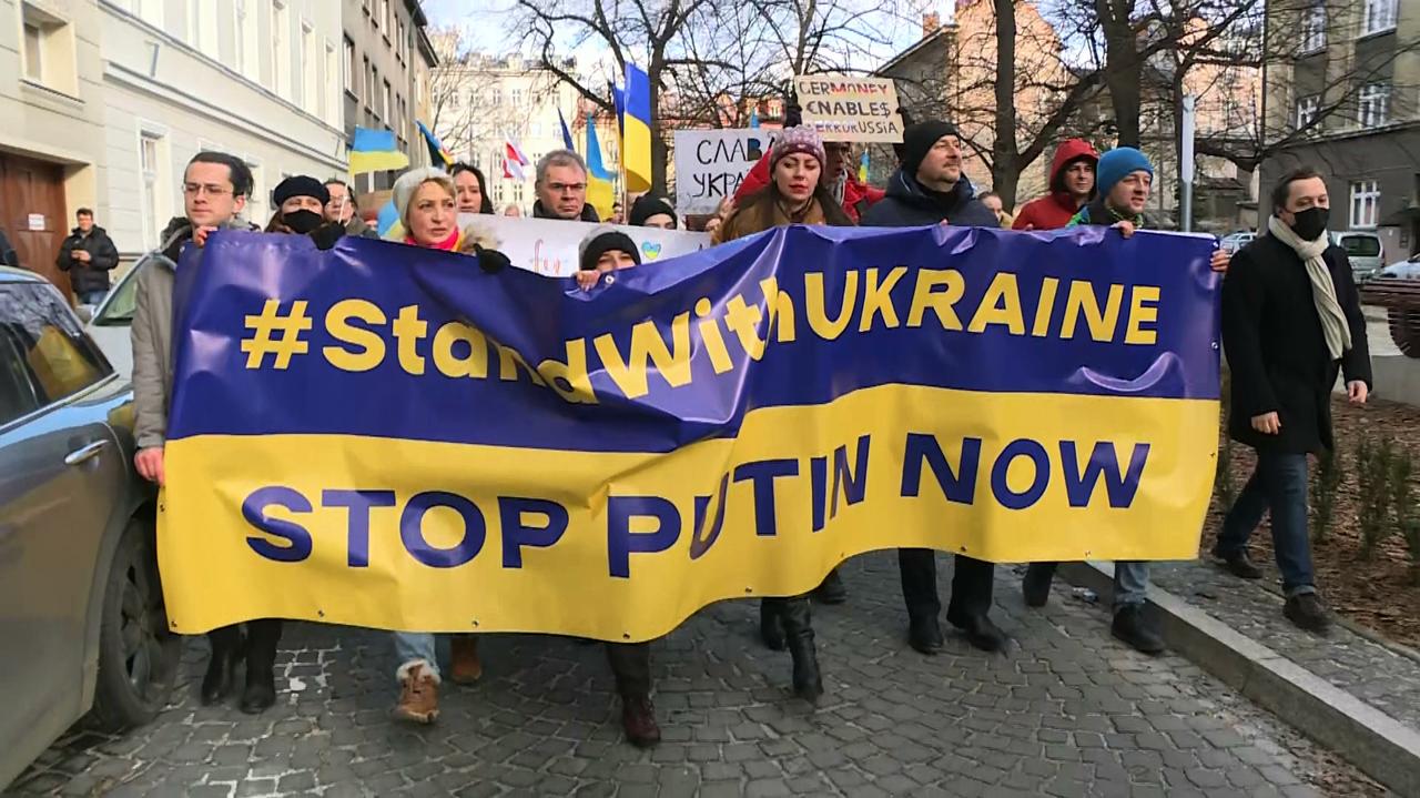 Wiec poparcia dla Ukrainy w Krakowie. 