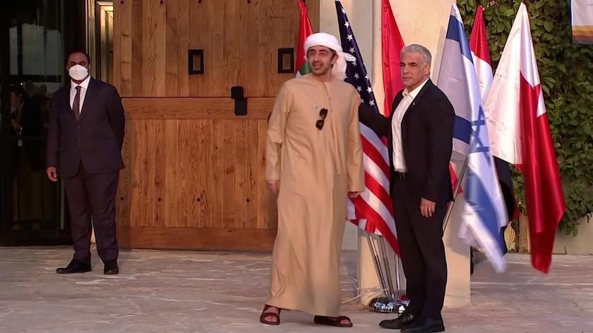 Spotkanie szejka Abdullaha bin Zayeda z Jairem Lapidem. Wideo archiwalne