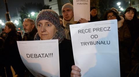 "Ręce precz od Trybunału". Demonstracja przed Sejmem