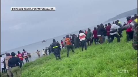 W Tanzanii trwa akcja ratunkowa po wypadku samolotu. Maszyna rozbiła się na jeziorze