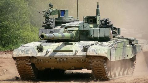 CZOLG-T-72-CZECHY-shutterstock_194551661