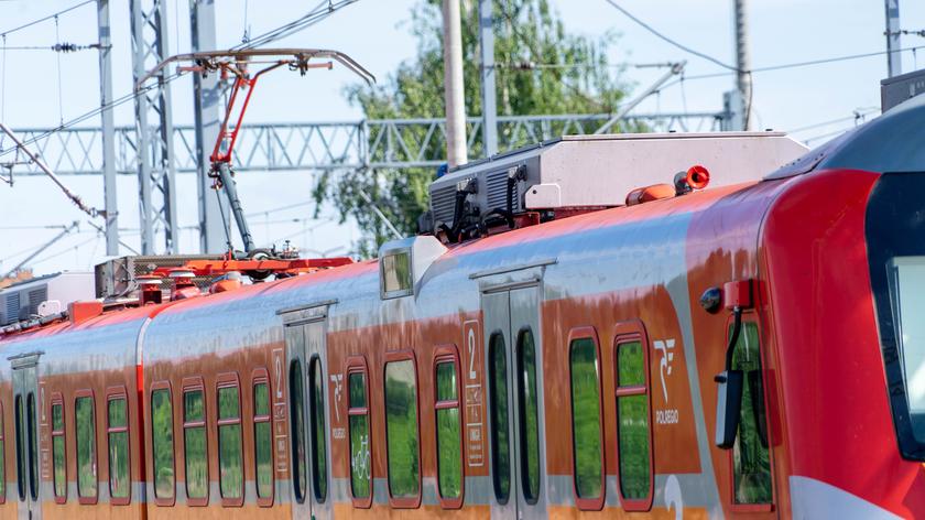 Wiceprezes PKP PLK obwinia przewoźników o chaos na kolei 