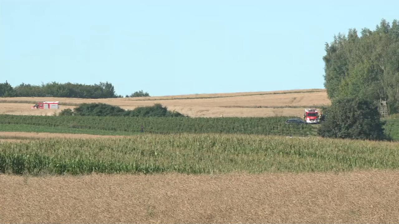 Zgłoszenie o wybuchu. Strażacy zabezpieczają krater w miejscowości Tarnawa-Kolonia