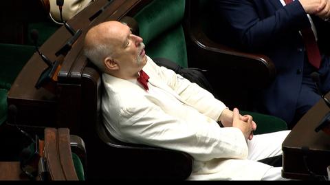 Janusz Korwin-Mikke zasnął podczas posiedzenia Sejmu