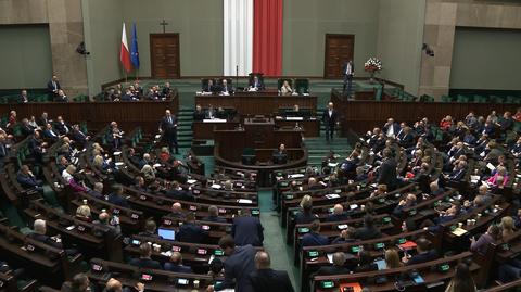 Weto prezydenta uderzyło w pracowników budżetówki. "Niepokój jest podwójny"