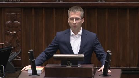 Krzysztof Kasprzak w Sejmie. Skandaliczne słowa o LGBT i reakcja Szymona Hołowni