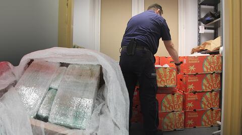 23.12.2016 | Łódź: policja powstrzymała tranzyt 386 kg narkotyków. Kokaina warta 80 mln zł miała trafić na zachód