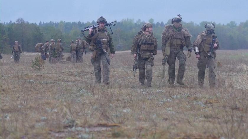 Wojska NATO podczas ćwiczeń w Estonii