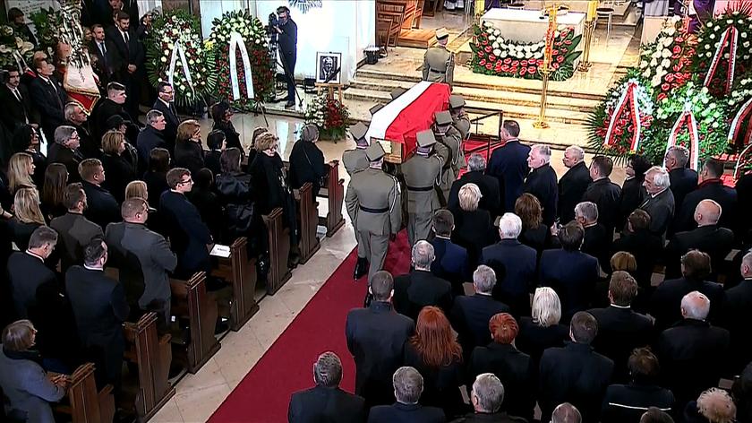 Rozpoczęły się uroczystości pogrzebowe Kornela Morawieckiego. Spocznie na Powązkach