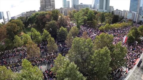 Marsz Miliona Serc. Widok na ulicę Świętokrzyską