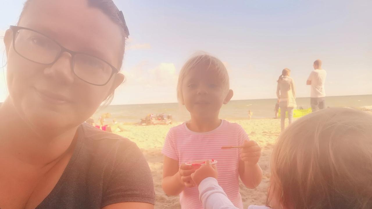 Zabił autem, nie podszedł do ofiar. przez cały czas może być lekarzem? Jest decyzja