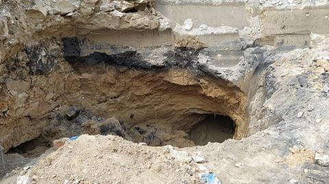 Szczebrzeszyn. Przy wieży zamkowej odkryty został tajemniczy tunel. Być może wykopali go polscy partyzanci (13.10.2022)