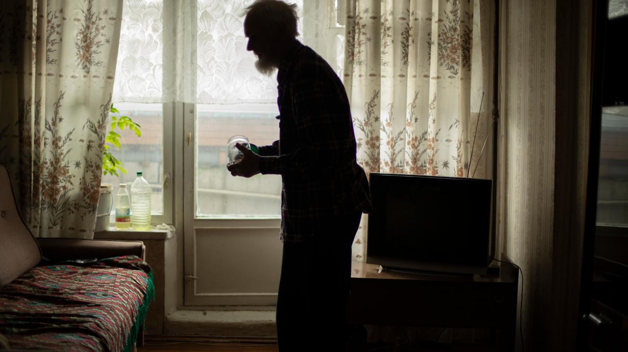 România.  Hărțuirea persoanelor în vârstă.  Doi miniștri au demisionat